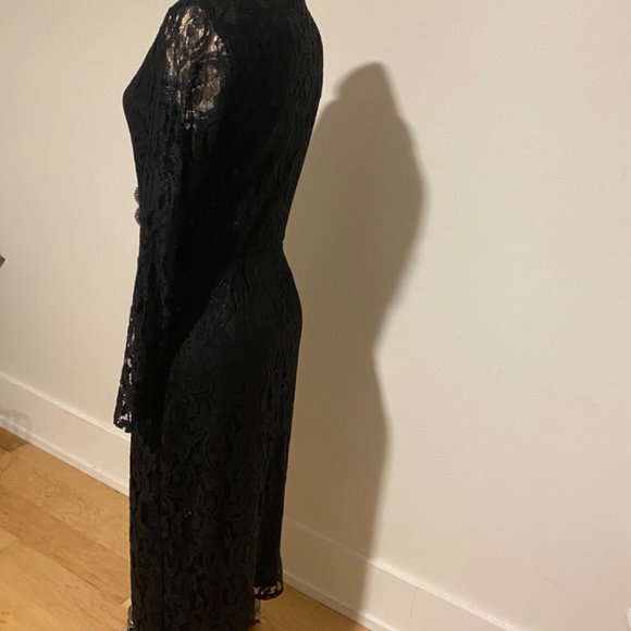 Beautiful Vero Moda black lace dress - Picture 3 of 4